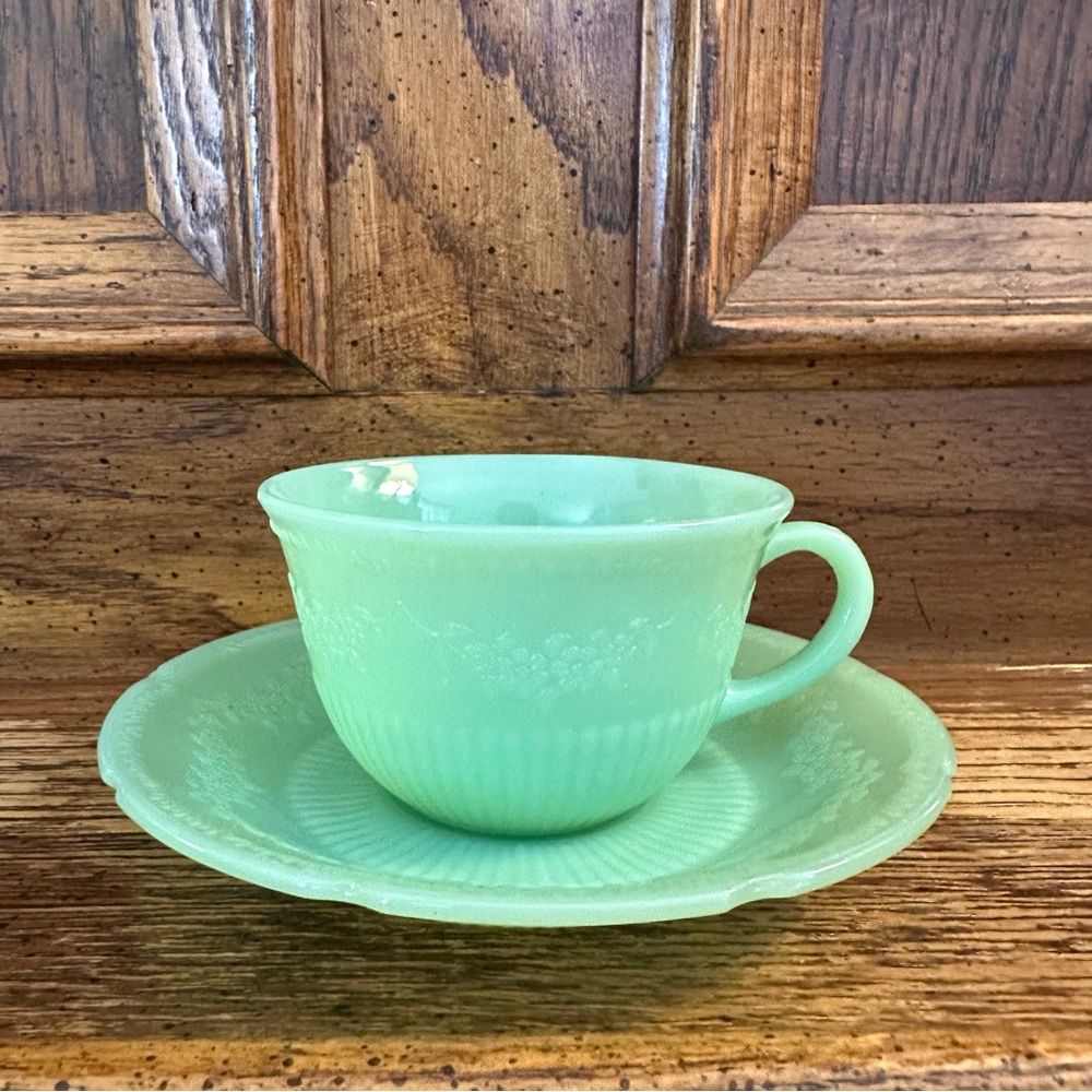 VINTAGE Fire-King 1940’s Jadeite Alice Teacup and Saucer Set